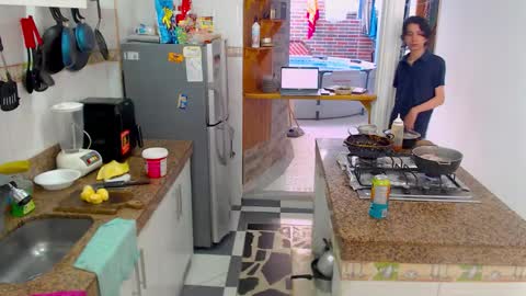 Snapshot of jack_s21 chatting on November 25, 7:25 pm Laick online show from November 25, 7:25 pm