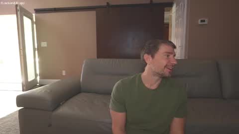 Snapshot of jackandjill chatting on January 13, 7:10 pm JackJill online show from January 13, 7:10 pm