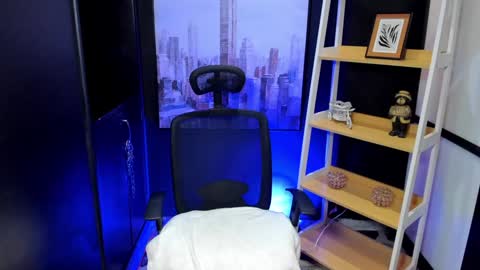 Snapshot of jackblanco_ chatting on January 10, 3:50 am Jack White online show from January 10, 3:50 am