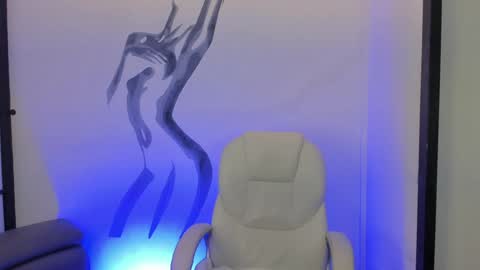 Snapshot of jackblanco_ chatting on January 13, 9:08 am Jack White online show from January 13, 9:08 am