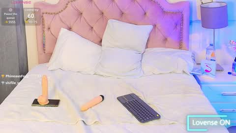 Snapshot of jackblanco_ chatting on March 1, 3:53 am Jack White online show from March 1, 3:53 am