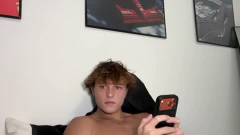 Snapshot of jackedvander chatting on July 4, 2:29 am jackkkkk online show from July 4, 2:29 am