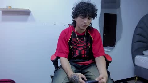 Jackes Taylor online show from October 2, 4:30 am