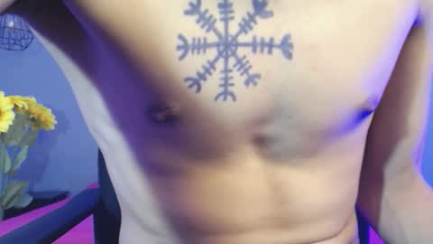 jackk_8 online show from October 14, 3:51 am