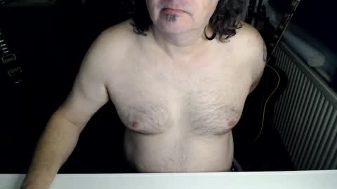 Snapshot of jackoff_hearts chatting on April 21, 11:07 pm Jack independent model online show from April 21, 11:07 pm