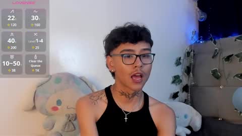 Snapshot of jacks_hotter chatting on March 12, 9:44 am Jackson online show from March 12, 9:44 am