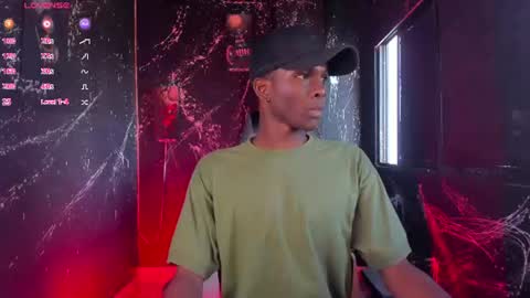 Snapshot of jacksonmuller_ chatting on June 24, 1:43 pm Jackson online show from June 24, 1:43 pm