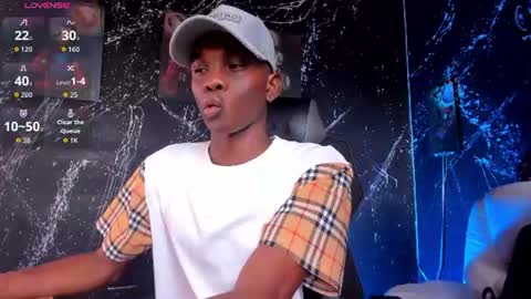 Snapshot of jacksonmuller_ chatting on July 3, 1:17 pm Jackson online show from July 3, 1:17 pm