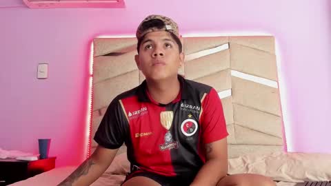 Snapshot of jacksonparker_ chatting on December 18, 9:29 pm Jackson online show from December 18, 9:29 pm