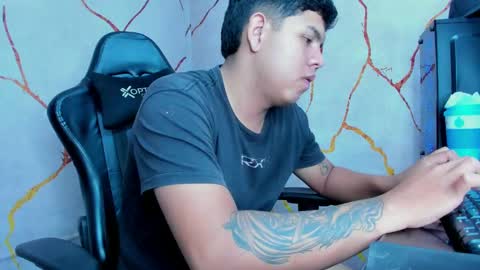 Snapshot of jacksonparker_ chatting on January 14, 10:55 pm Jackson online show from January 14, 10:55 pm