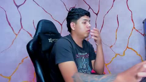 Snapshot of jacksonparker_ chatting on January 16, 7:10 pm Jackson online show from January 16, 7:10 pm