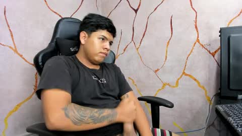 Snapshot of jacksonparker_ chatting on January 22, 8:59 pm Jackson online show from January 22, 8:59 pm