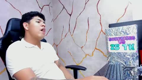 Snapshot of jacksonparker_ chatting on January 25, 8:53 pm Jackson online show from January 25, 8:53 pm