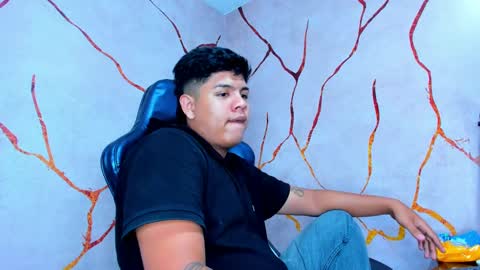 Snapshot of jacksonparker_ chatting on February 11, 8:20 pm Jackson online show from February 11, 8:20 pm