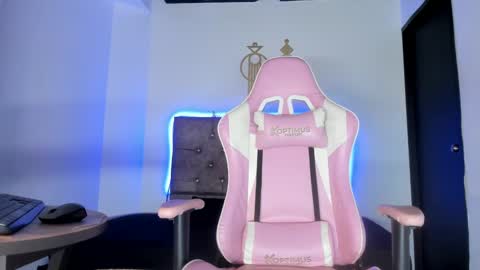 Snapshot of jacksonparker_ chatting on March 5, 6:23 pm Jackson online show from March 5, 6:23 pm