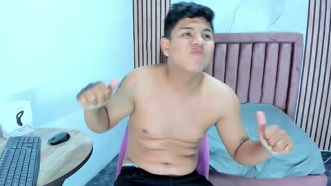 Snapshot of jacksonparker_ chatting on March 7, 6:46 am Jackson online show from March 7, 6:46 am