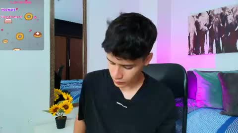 jacob5_ online show from July 30, 12:59 pm