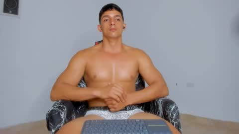 Snapshot of jacob_black21 chatting on June 24, 12:09 am jacob black online show from June 24, 12:09 am