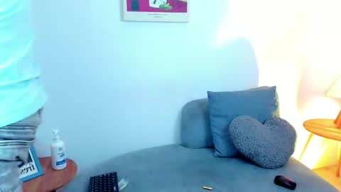 jacob_colliins online show from May 28, 2:53 am