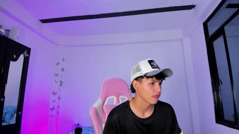 Snapshot of jacob_cullen_ chatting on March 1, 11:34 am JACOB online show from March 1, 11:34 am