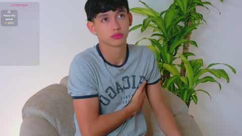 JACOB online show from May 25, 1:39 pm