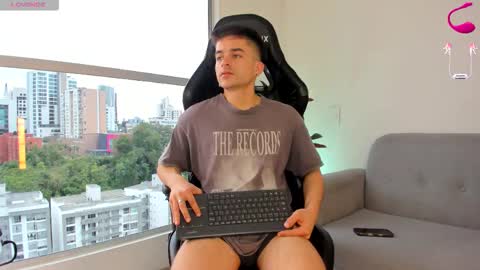 JACOB FERRER online show from February 25, 7:01 pm