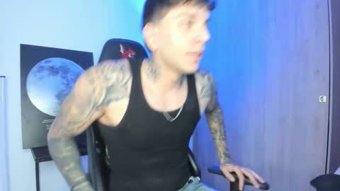 jacobb116 online show from November 29, 1:08 am