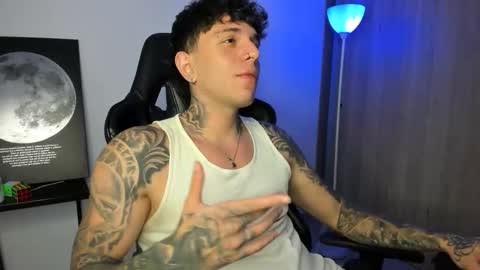 jacobb116 online show from January 8, 1:08 am