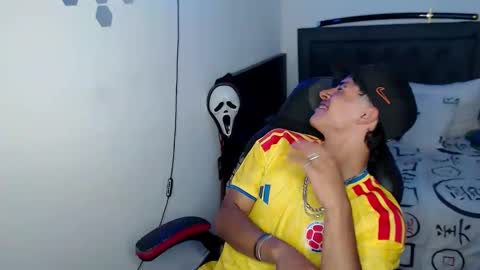 Jacobbakerr online show from April 8, 4:45 am