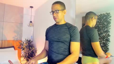 jacobdraven online show from April 14, 3:12 am