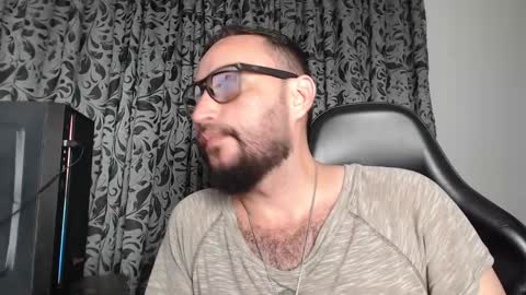 Snapshot of jacobkingd chatting on March 12, 6:29 am jacobkingd online show from March 12, 6:29 am