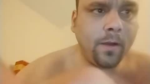 Snapshot of jacobledyit21 chatting on March 15, 10:54 am Shakey j online show from March 15, 10:54 am