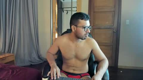 Snapshot of jacobwestt1 chatting on May 22, 11:16 am JacobWest online show from May 22, 11:16 am