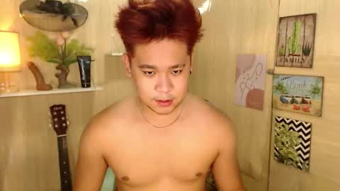 Snapshot of jacobxcarlo_moore chatting on December 2, 3:07 pm JacobxCarlo online show from December 2, 3:07 pm