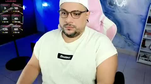 Snapshot of jacoob_woods chatting on June 15, 3:25 pm daddy sir master bear online show from June 15, 3:25 pm