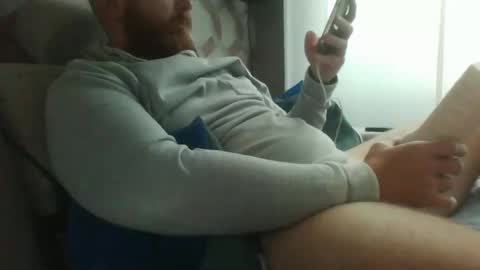 Snapshot of jacuzzi90 chatting on October 7, 3:31 pm jacuzzi90 online show from October 7, 3:31 pm