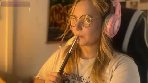 jacywinslat online show from September 18, 2:30 pm