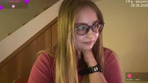 jacywinslat online show from June 26, 10:52 am