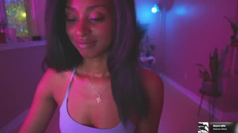Snapshot of jada_valentine chatting on April 12, 3:11 am Jada online show from April 12, 3:11 am