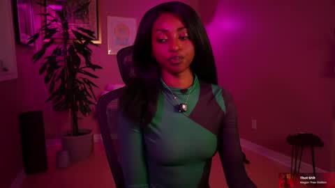 Snapshot of jada_valentine chatting on May 17, 5:16 am Jada online show from May 17, 5:16 am