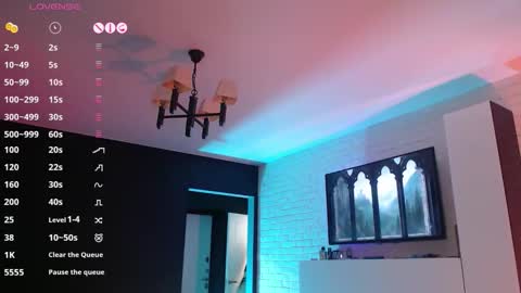 Jade online show from December 4, 2:26 pm