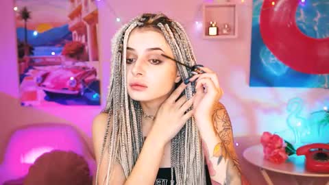 jade_castle online show from December 20, 1:25 am