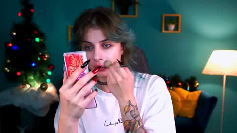 Snapshot of jade_castle chatting on January 12, 4:10 am jade_castle online show from January 12, 4:10 am