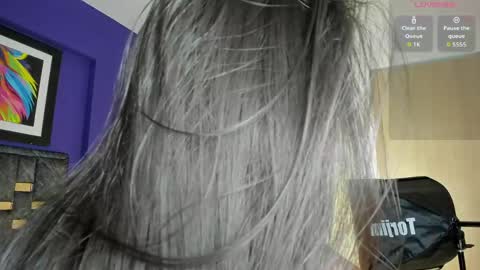 jade_lovv online show from May 16, 12:15 pm
