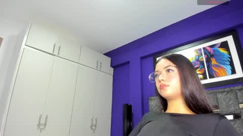 jade_lovv online show from May 30, 12:13 pm
