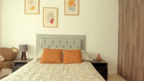 Snapshot of jade_obi chatting on September 23, 3:37 pm Jade smile online show from September 23, 3:37 pm