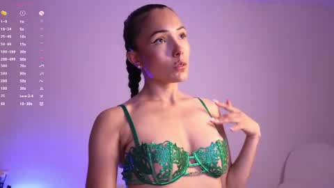 Jade Paris online show from July 21, 6:21 pm