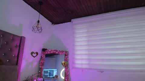 Jade online show from February 26, 8:52 pm