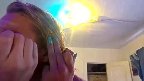 jadedmoshier online show from November 23, 9:58 pm