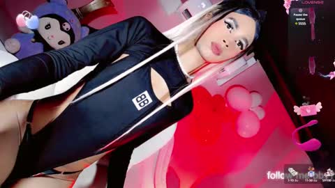 Snapshot of jadee_williamss chatting on February 16, 12:10 pm Jadee Williamss online show from February 16, 12:10 pm